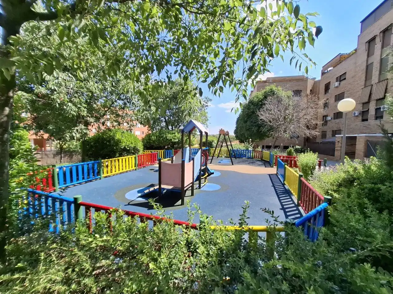 Jardín de Piso de alquiler en Valdemoro con Aire acondicionado, Calefacción y Terraza