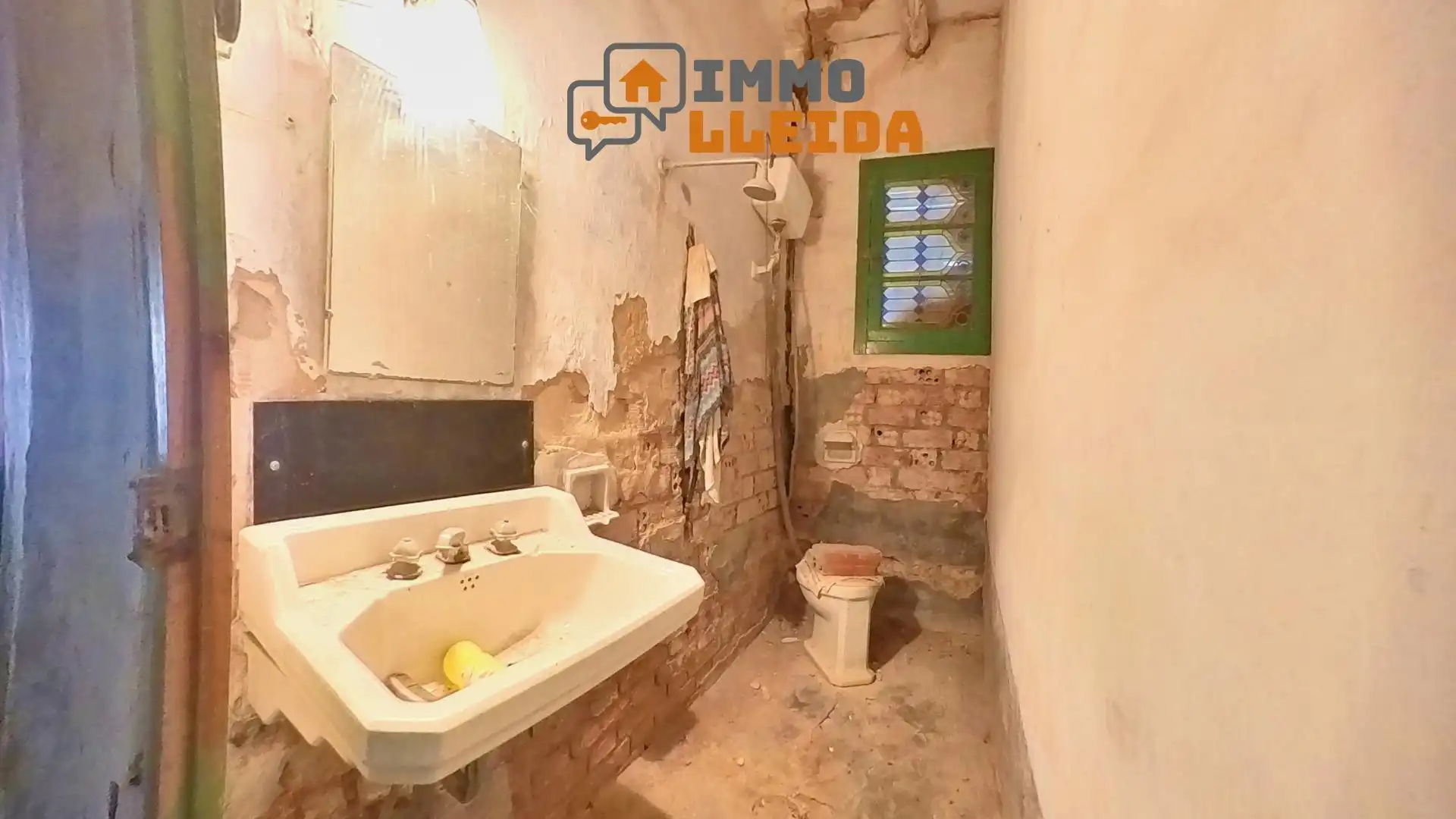 Casa adosada en venta en La Fuliola con Terraza y Trastero