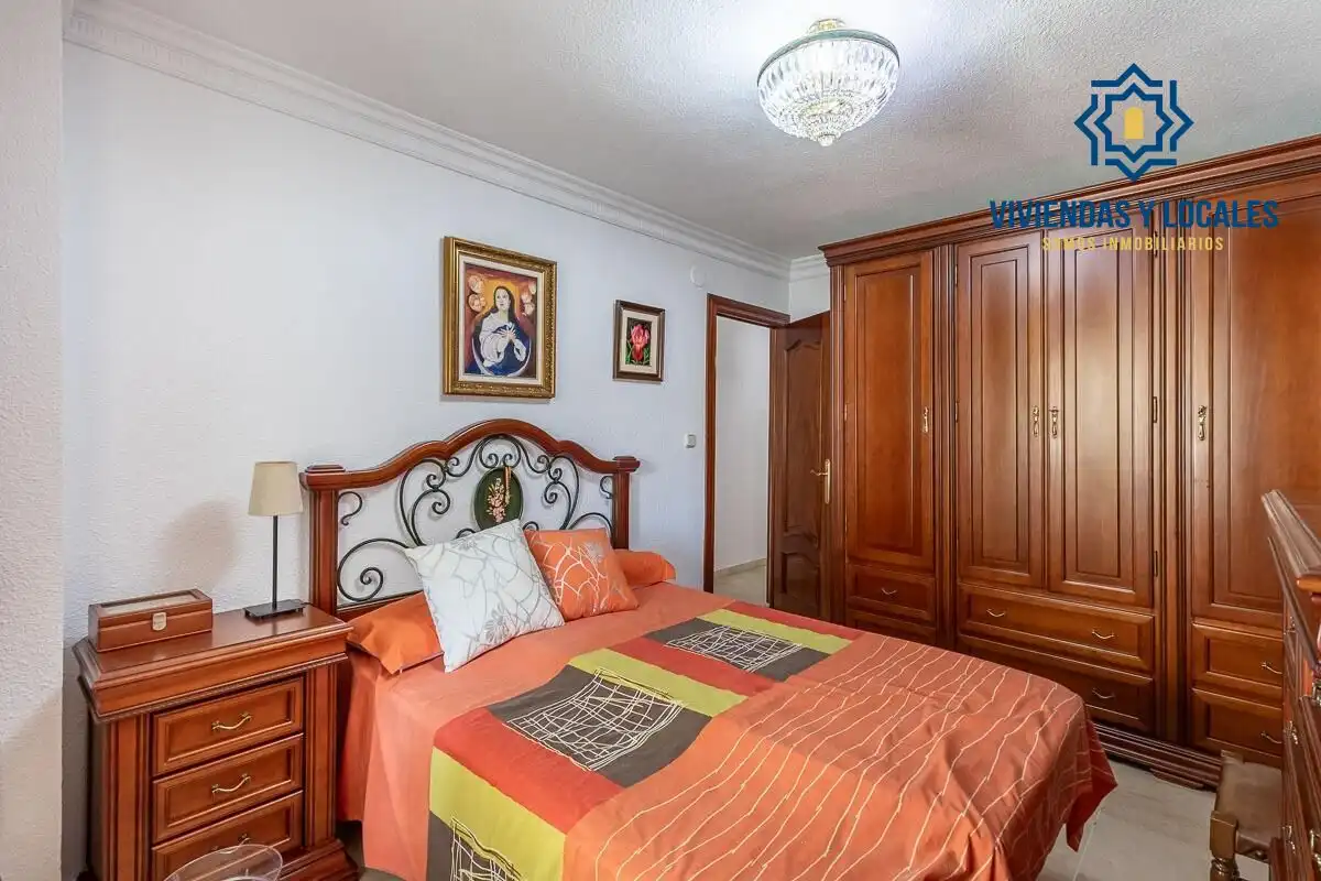 Piso con ascensor en venta en Calle ARQUITECTO JIMENEZ LACAL, imagen 19