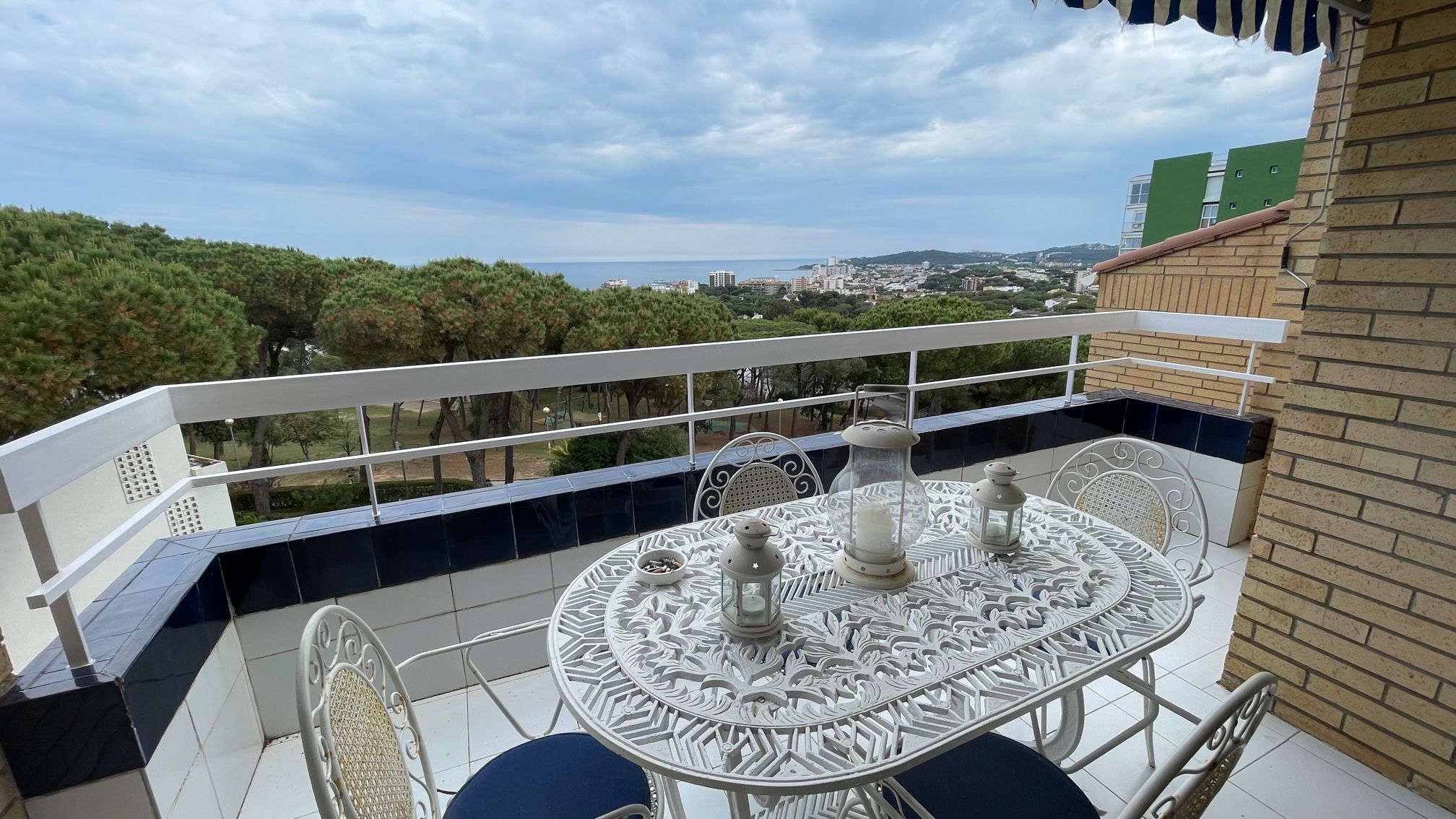 Attic to rent in Avinguda Politur, Los Pinos - Politur