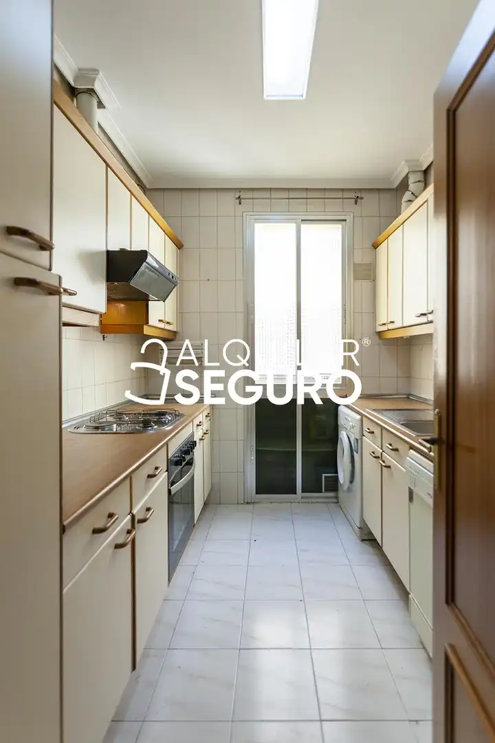 Appartamento con ascensore in affitto a de Guzmán el Bueno, imagen 17