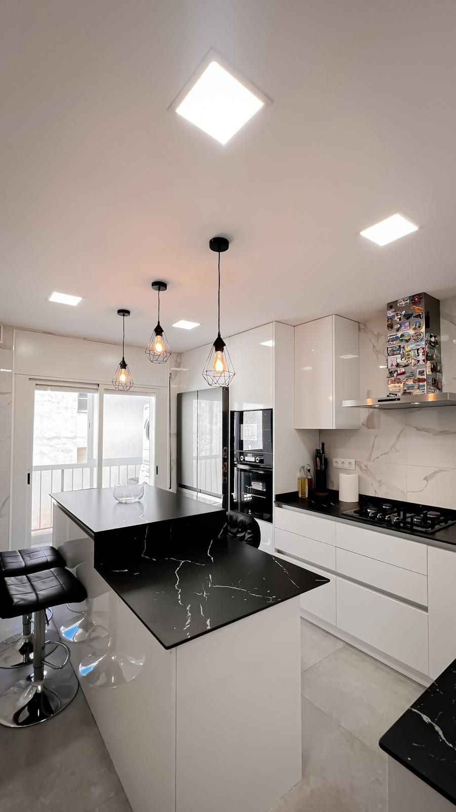 Cuina de Pis en venda en Mataró amb Aire condicionat, Calefacció i Terrassa