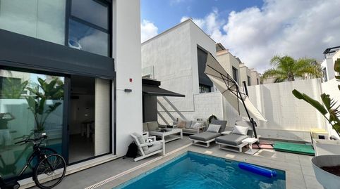 Moderna Villa de 3 Dormitorios con Piscina Privada y Solárium en Venta en Orihuela Costa, Costa Blanca Sur, imatge 3