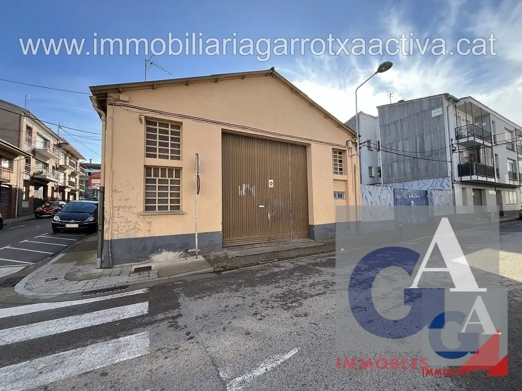 Nau industrial en venda a Olot, imagen 9