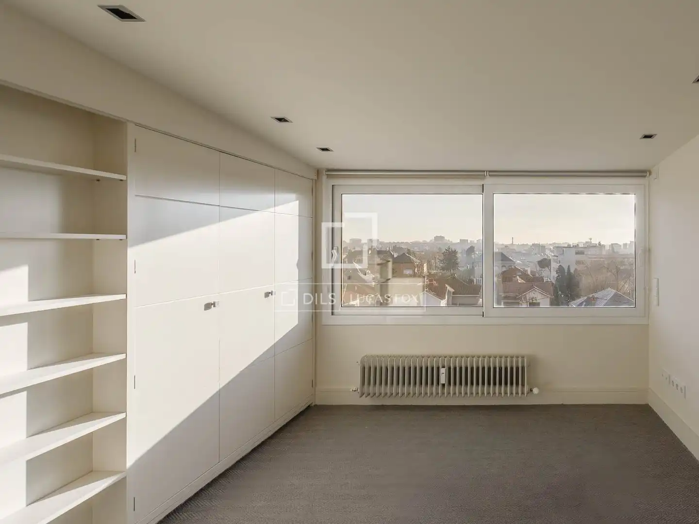Bedroom of Attic for rent in Madrid  with Air Conditioner, Heating and Private garden