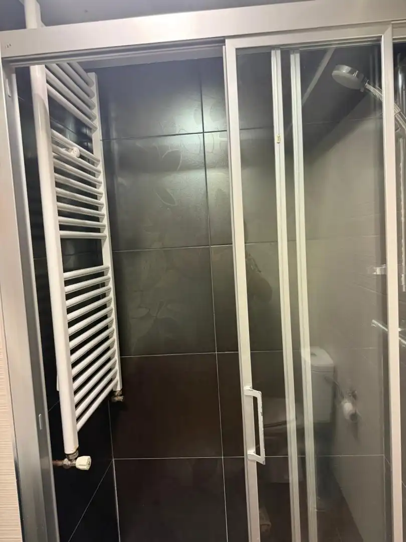 Bany de Estudi de lloguer en Moratalaz