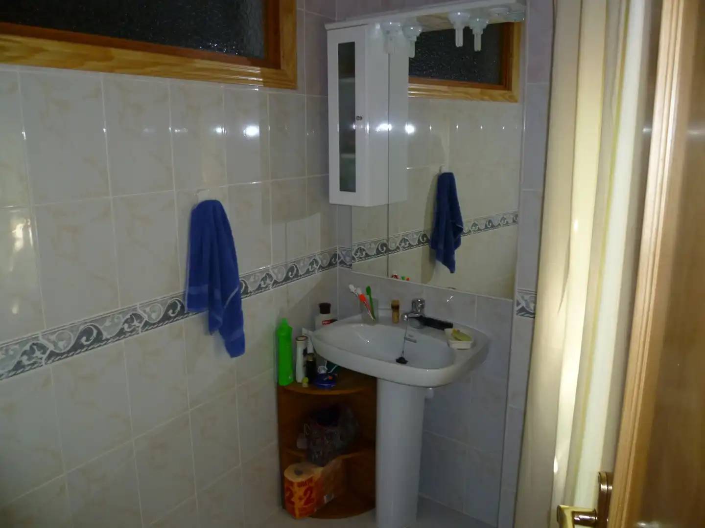 Bathroom of Houses for sale in Siles  with Air Conditioner, Terrace and Furnished