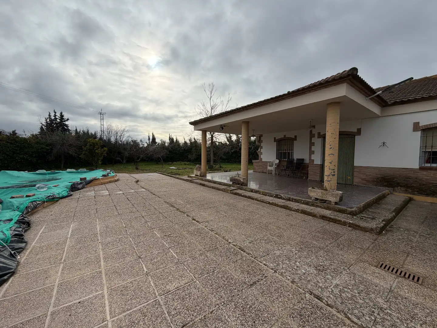 Exterior view of Houses for sale in Úbeda  with Air Conditioner, Private garden and Storage room