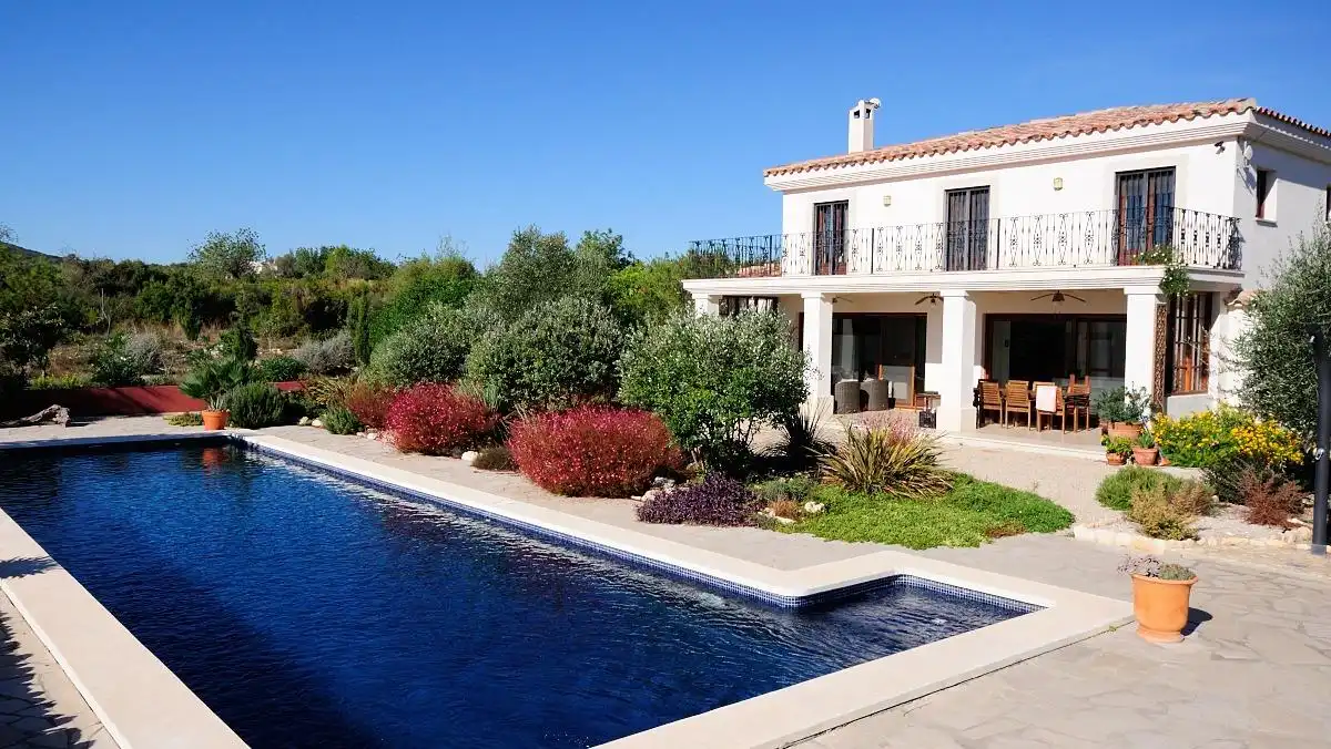Piscina de Casa o xalet en venda en Cervera del Maestre amb Aire condicionat, Calefacció i Jardí privat