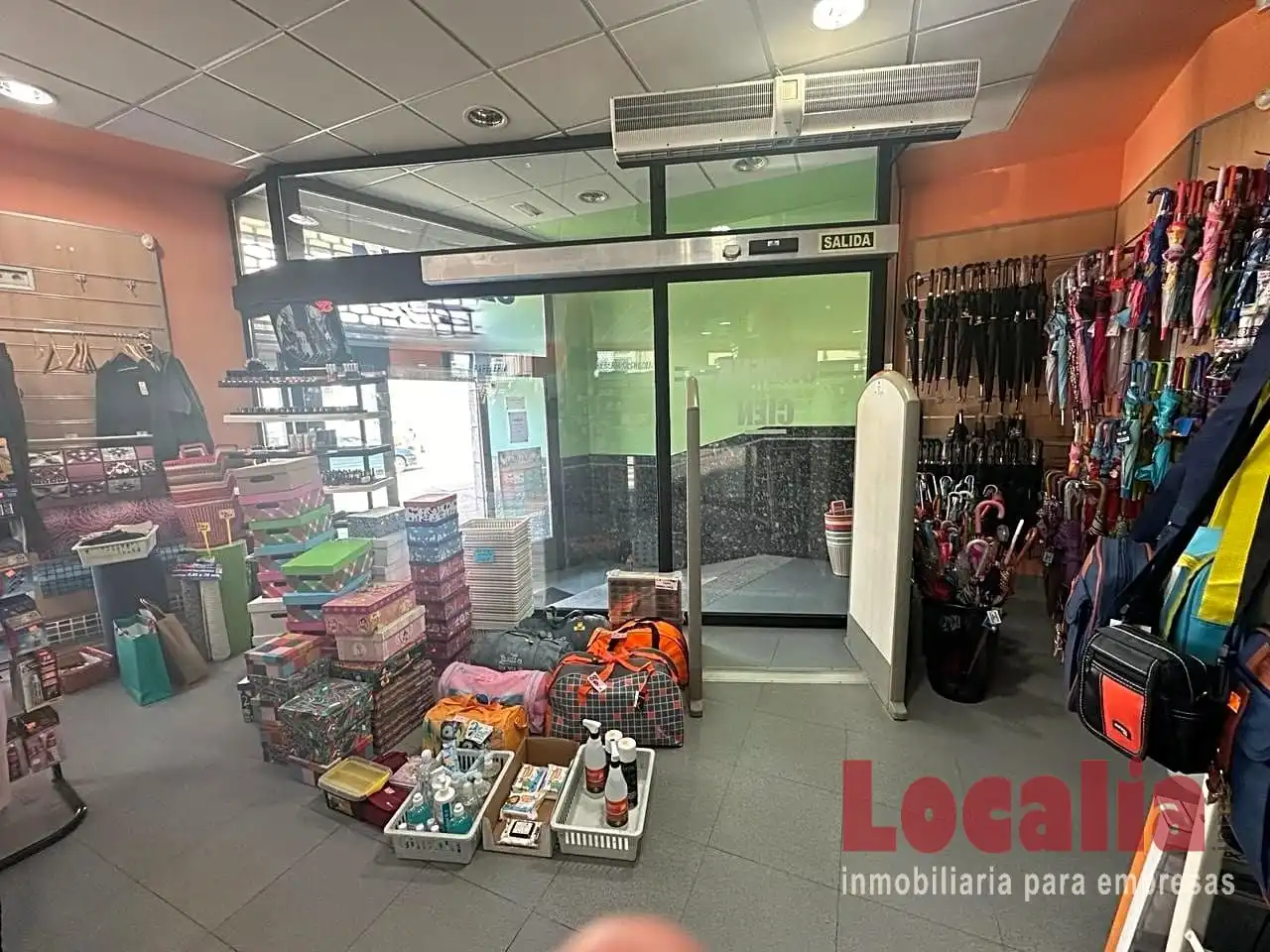 Business premises to rent in Reinosa, imagen 2