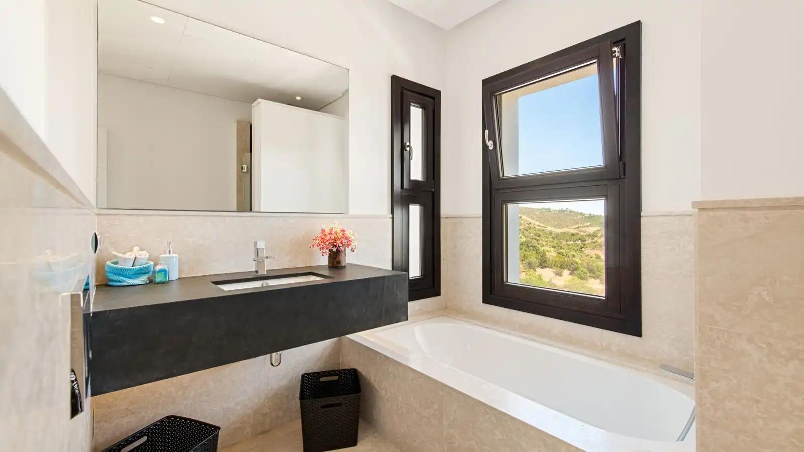 Chalet con piscina en venta en Urbanizacion los Altos de los Monteros, imagen 16