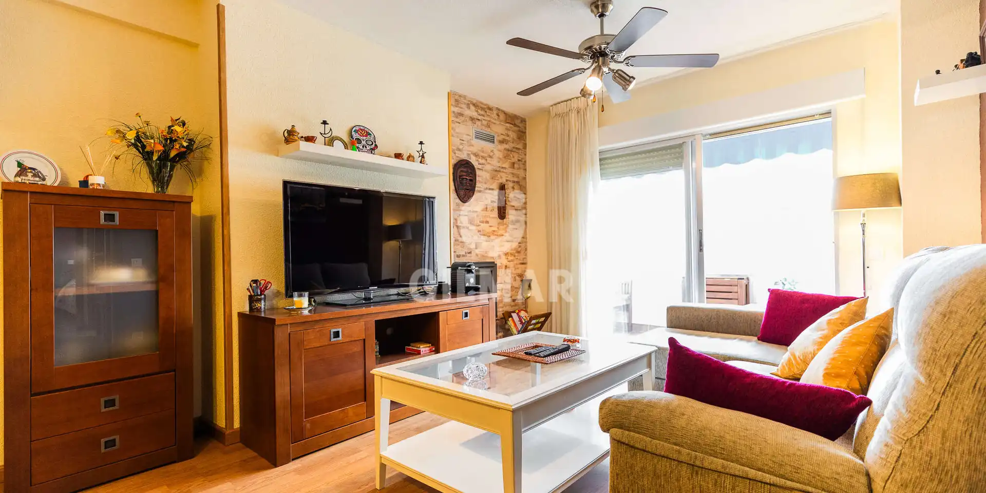Sala de estar de Piso en venta en Guadarrama con Calefacción, Jardín privado y Piscina