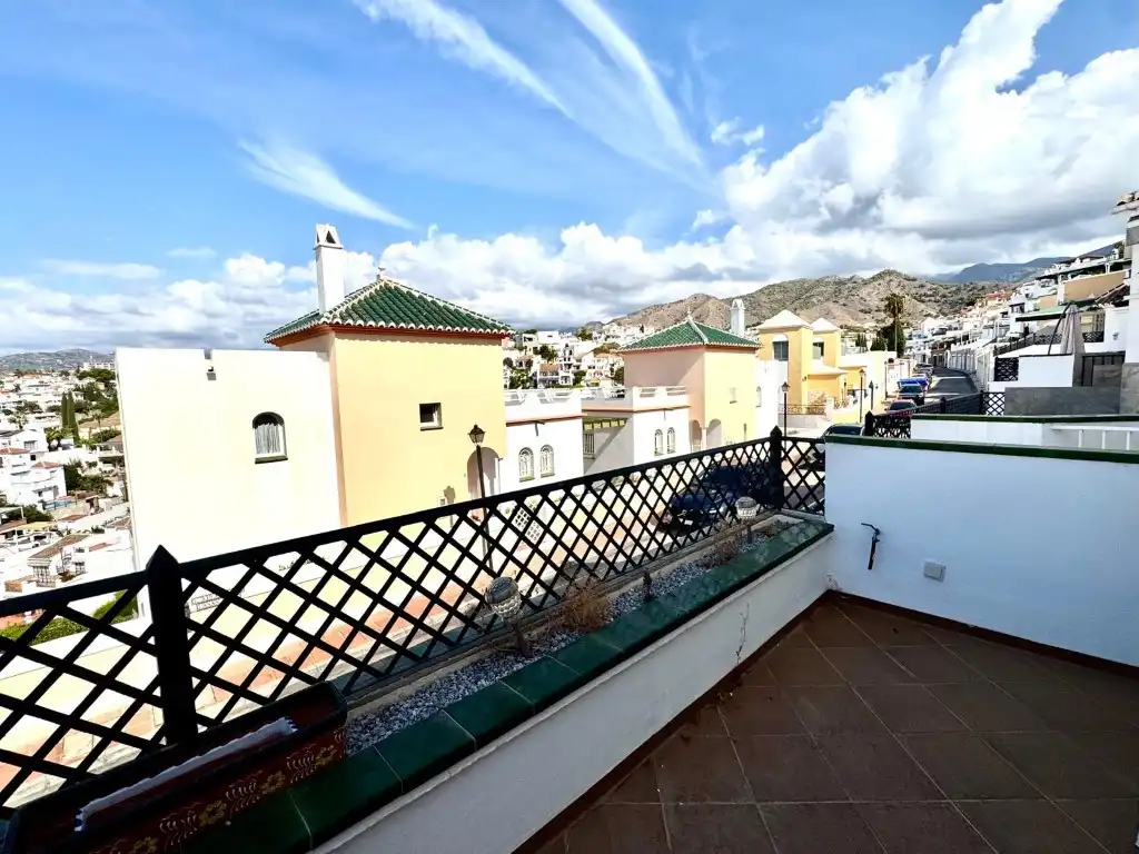 Xalet amb terrassa en venda a Calle Lucena, imagen 7