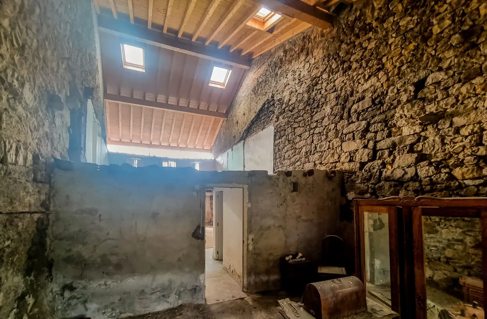 Houses for sale in Castañeda  with Private garden