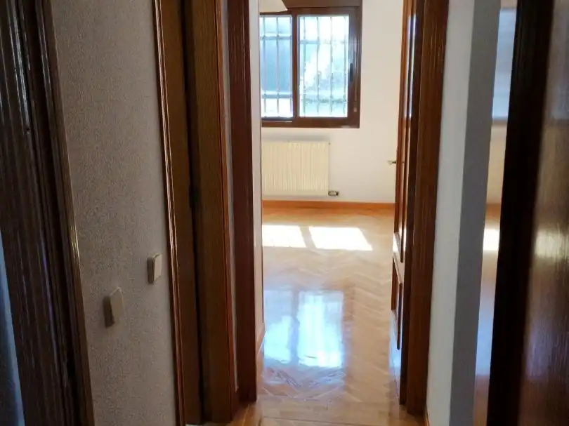 Piso en venta en  Madrid Capital con Terraza