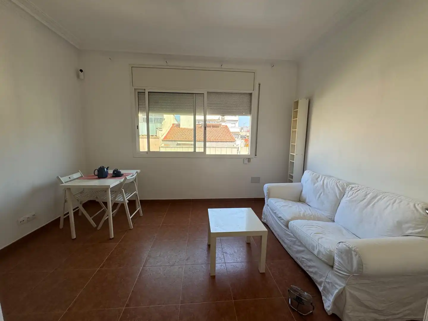 Sala d'estar de Pis en venda en Barcelona amb Moblat, Forn i Alarma