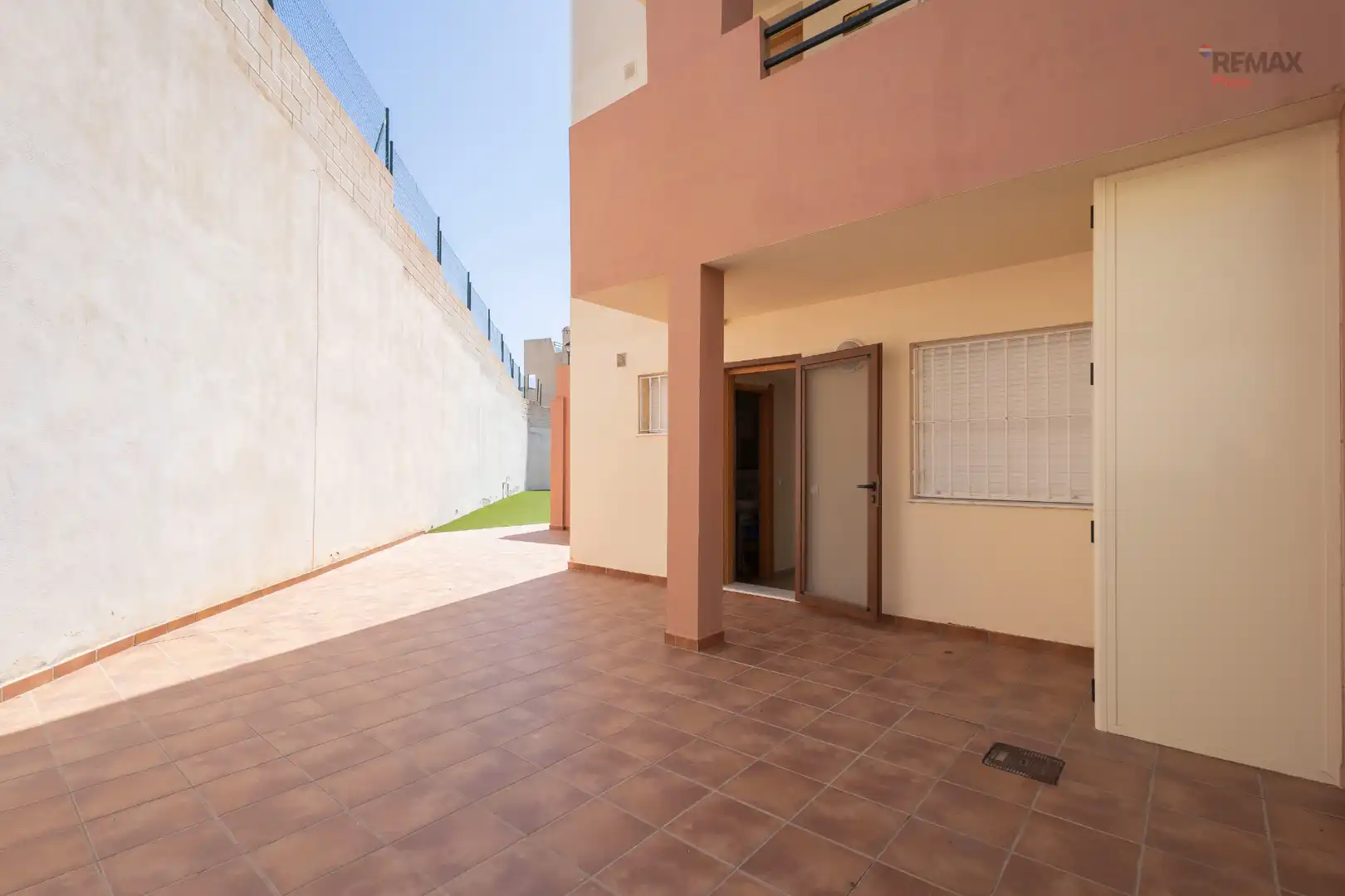 Vivienda con piscina en venta en Calle Islas Canarias, imagen 39