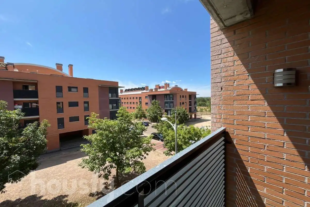 Wohnung zur Miete in Laura de los Ríos, Las Eras de Renueva