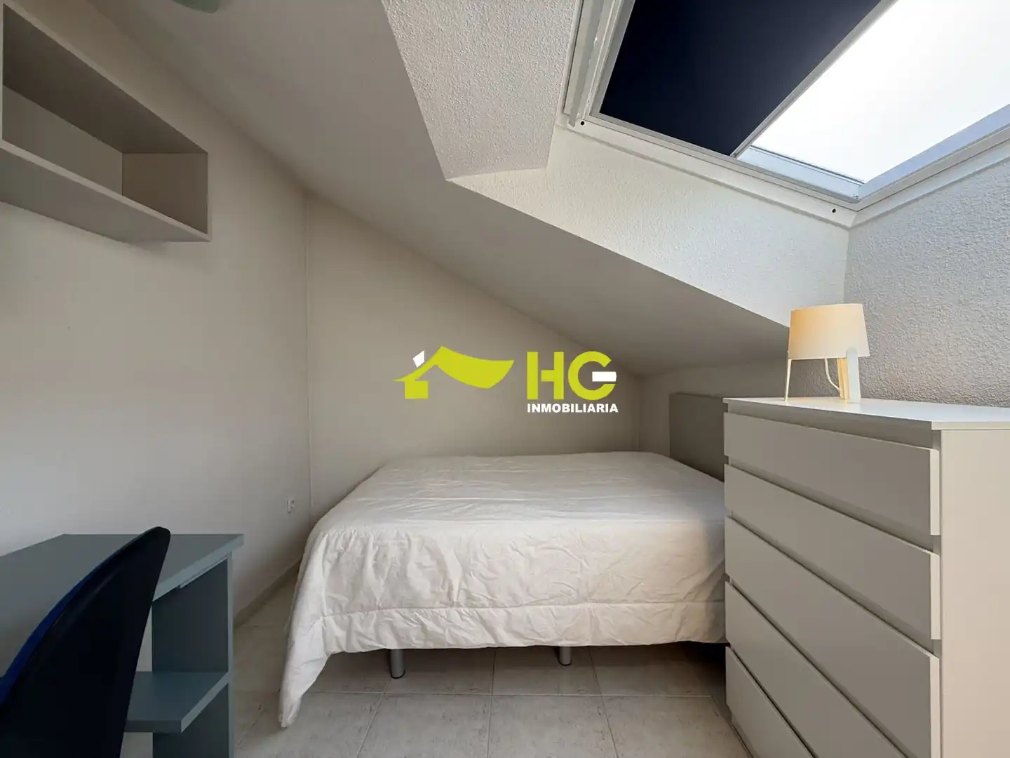 Habitación de Dúplex de alquiler en Villaviciosa de Odón con Aire acondicionado, Calefacción y Terraza
