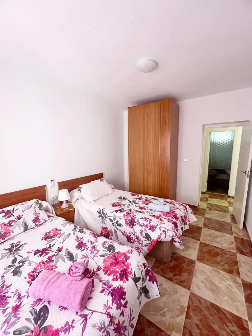 Bedroom of Flat for sale in Córdoba  with Air Conditioner and Terrace