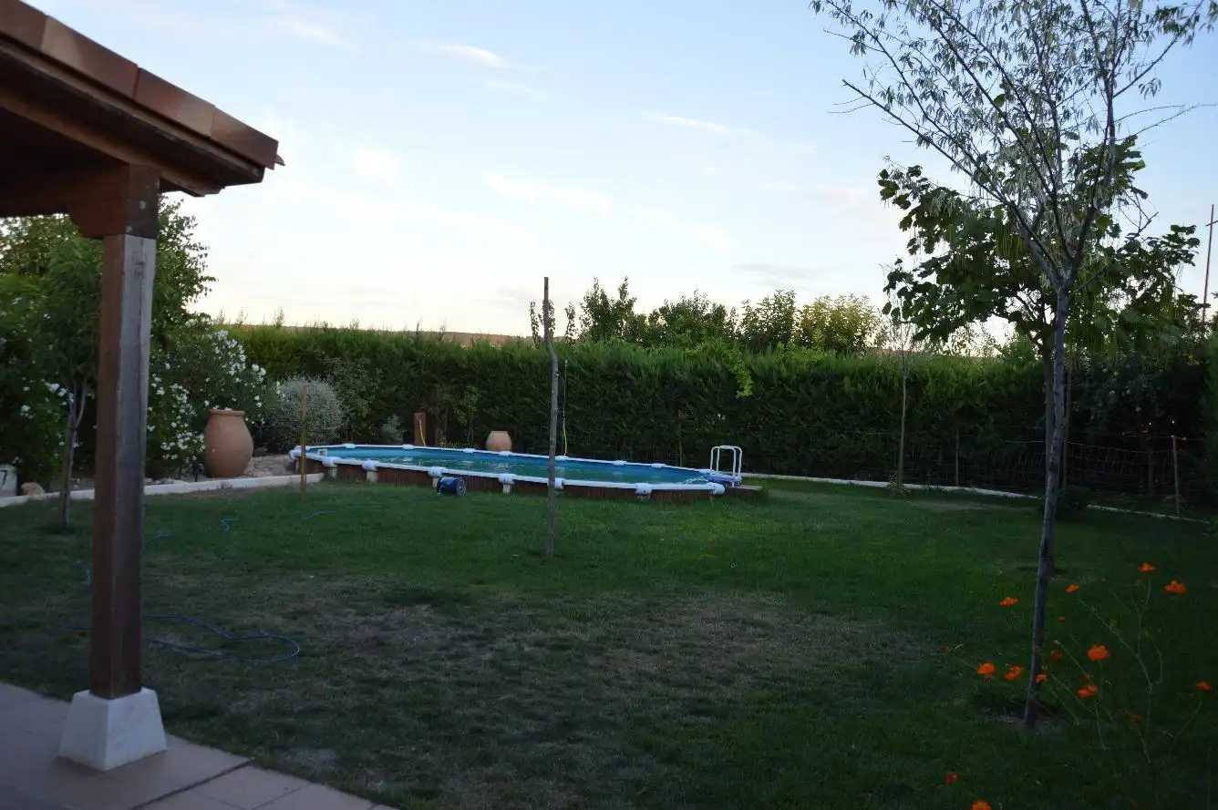Jardín de Casa o chalet en venta en Torre del Burgo con Aire acondicionado, Jardín privado y Terraza