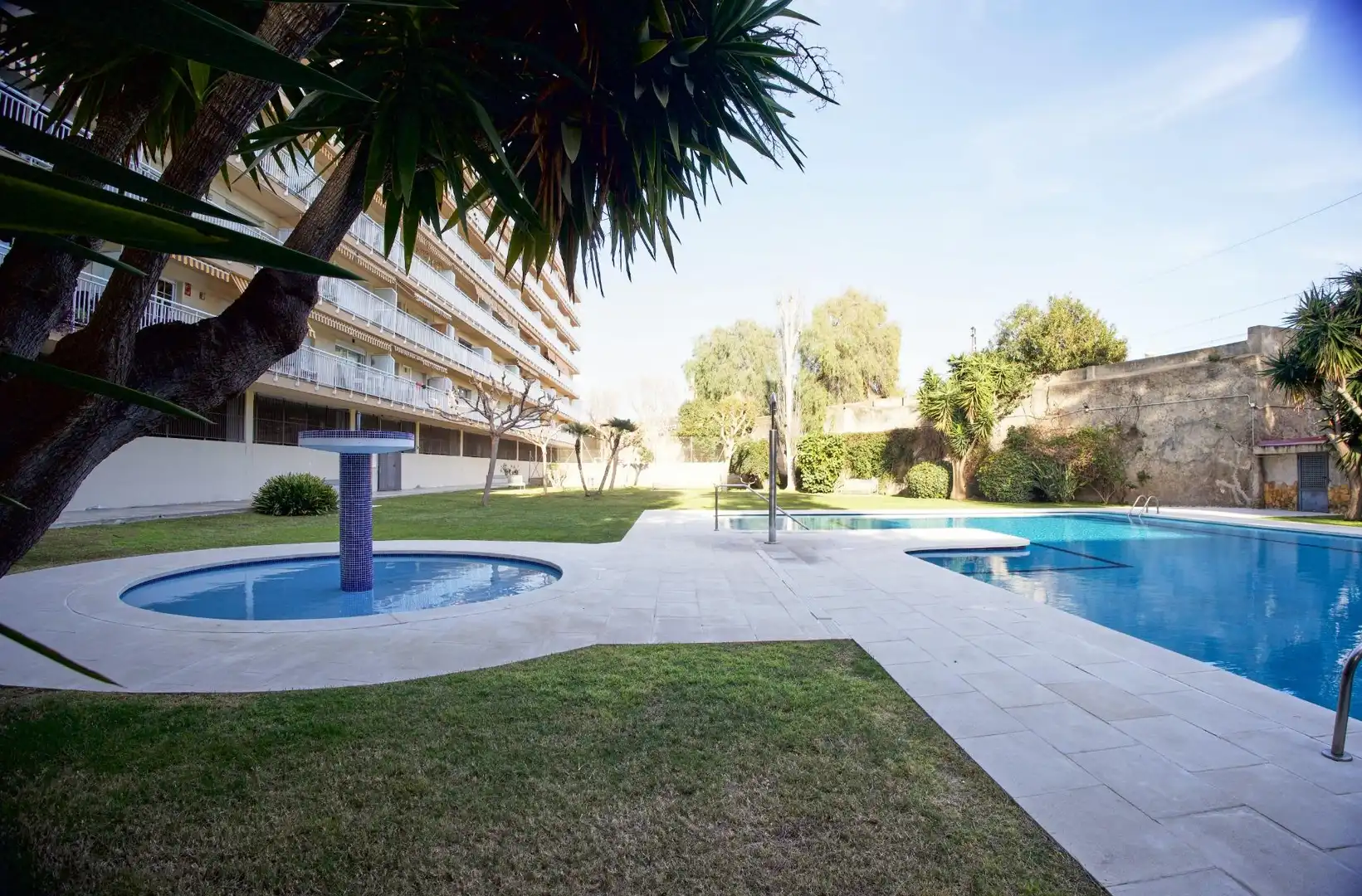 Piscina de Pis en venda en Vilanova i la Geltrú amb Aire condicionat, Calefacció i Balcó