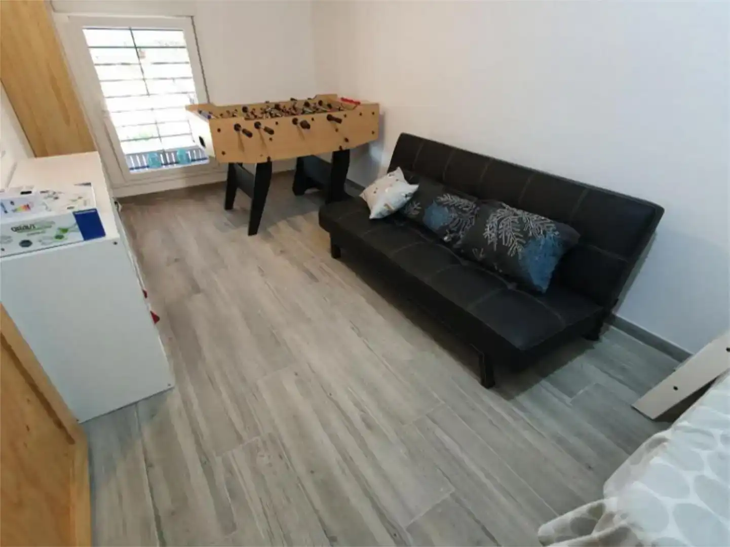 Wohnung zum Verkauf in Casas de Millán mit Schwimmbad