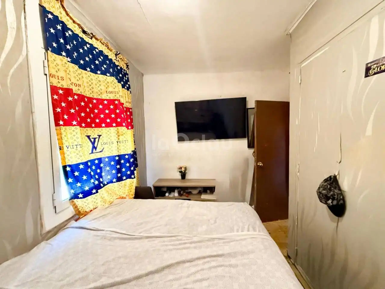 Bedroom of Flat for sale in Vic