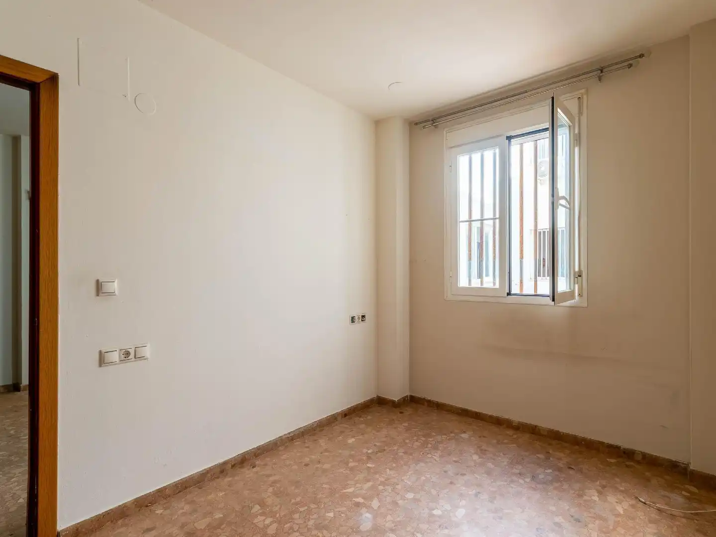 Bedroom of Flat for sale in Lucena  with Storage room