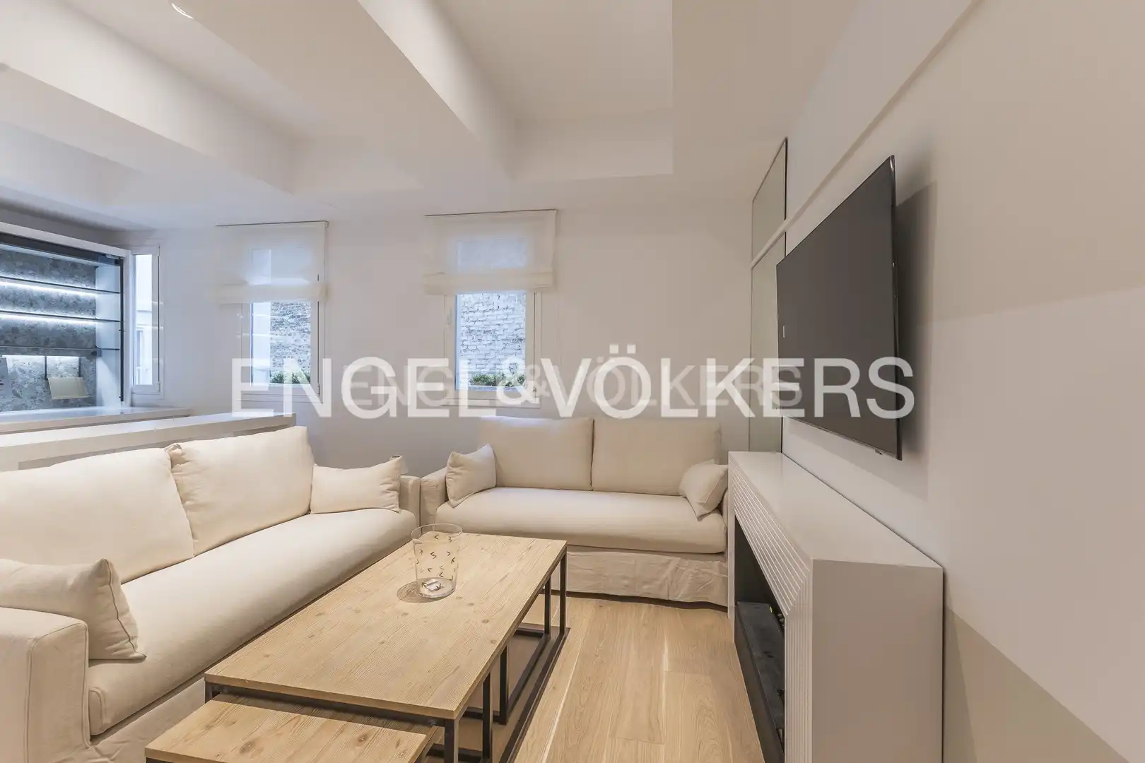 Wohnzimmer von Wohnung zum Verkauf in  Madrid Capital mit Klimaanlage, Heizung und Möbliert