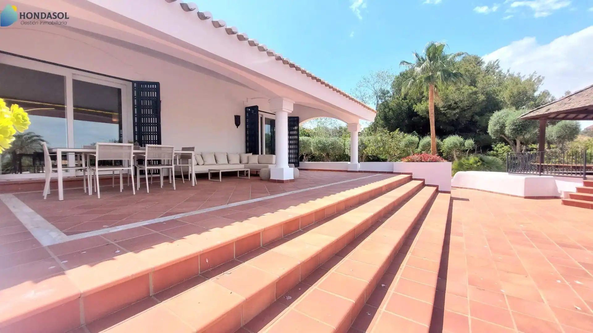 Terrassa de Casa o xalet en venda en Cartagena amb Aire condicionat, Jardí privat i Terrassa