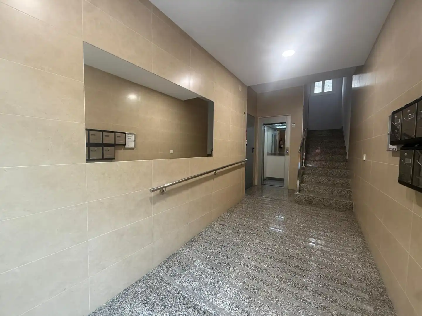 Pis amb ascensor en venda a Raíces - Calle Jacinto Benavente, imagen 21