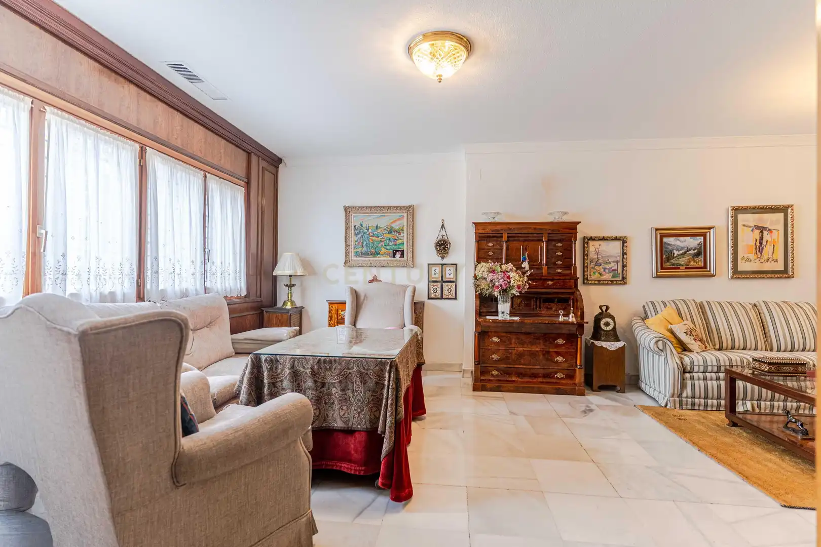 Habitación de Dúplex en venta en Granada con Aire acondicionado, Jardín privado y Trastero
