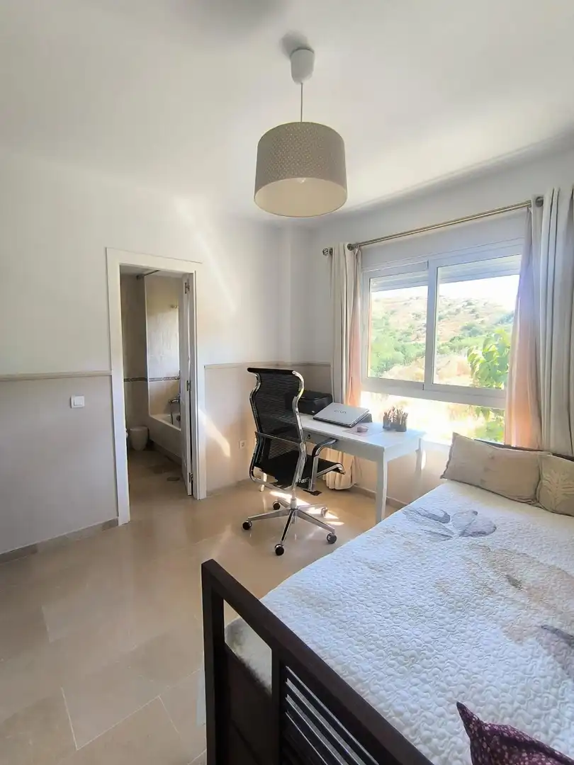 Apartament amb piscina en venda a Calahonda, imagen 32
