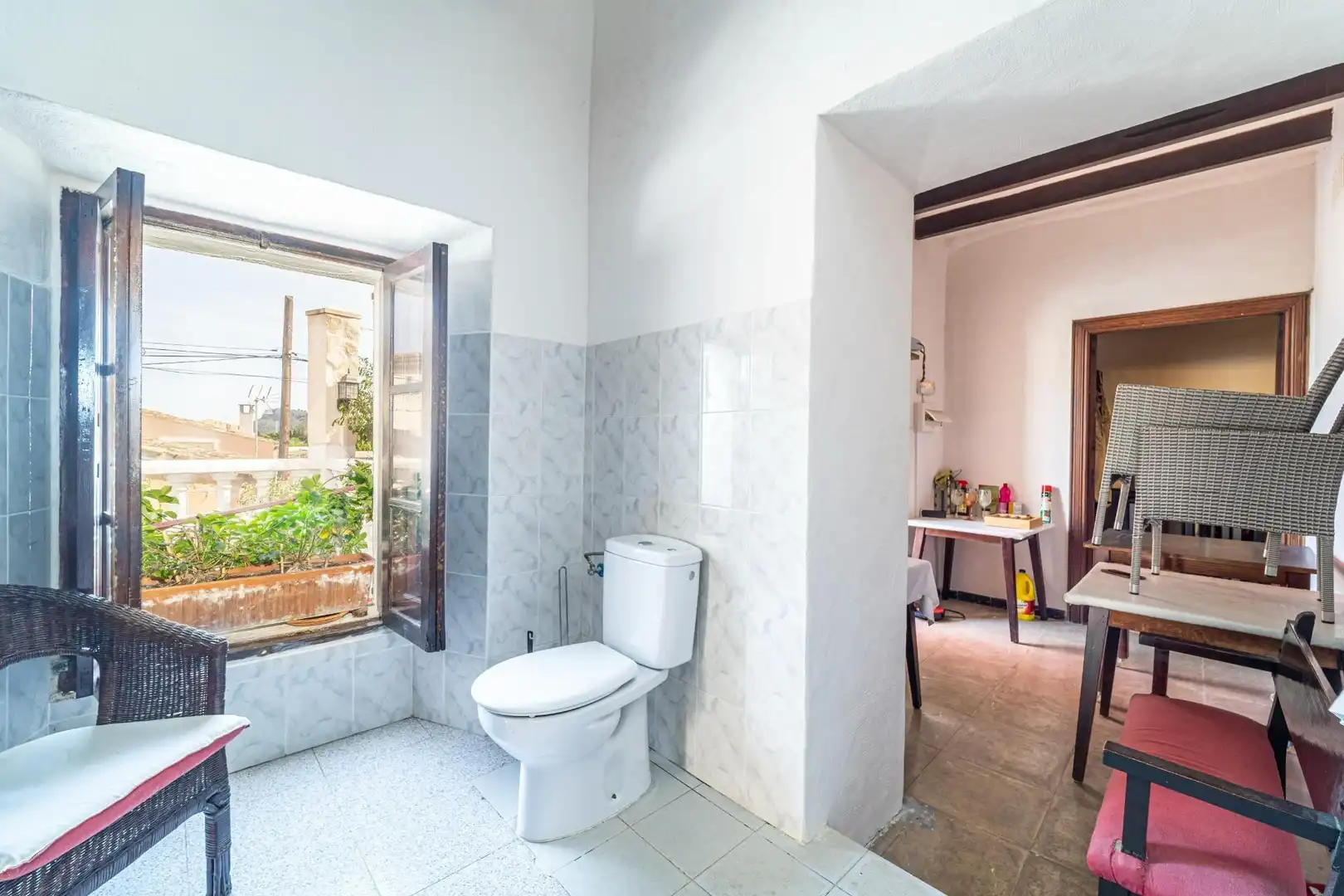 Baño de Local en venta en Capdepera con Calefacción, Terraza y Amueblado