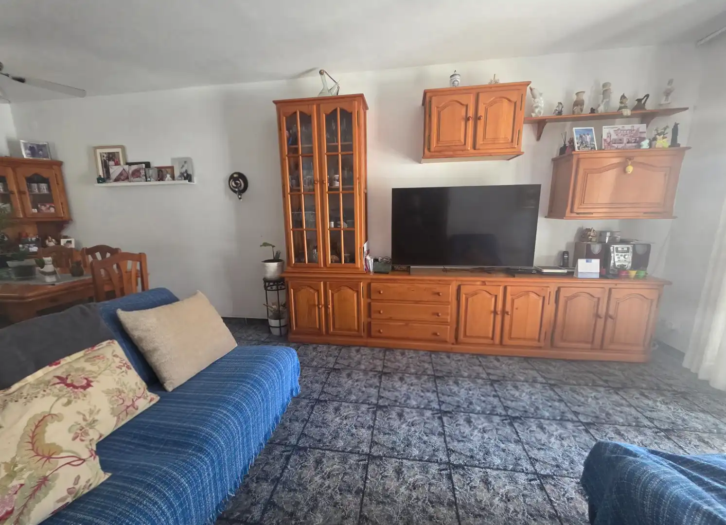 Sala de estar de Casa adosada en venta en El Vendrell con Calefacción y Trastero