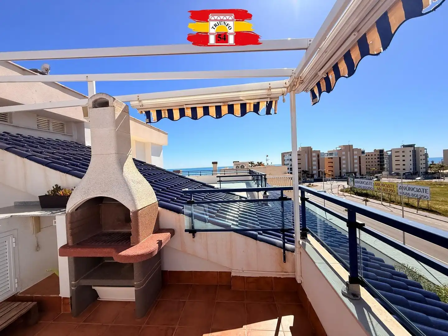 Terraza de Ático en venta en Pilar de la Horadada con Aire acondicionado, Jardín privado y Trastero