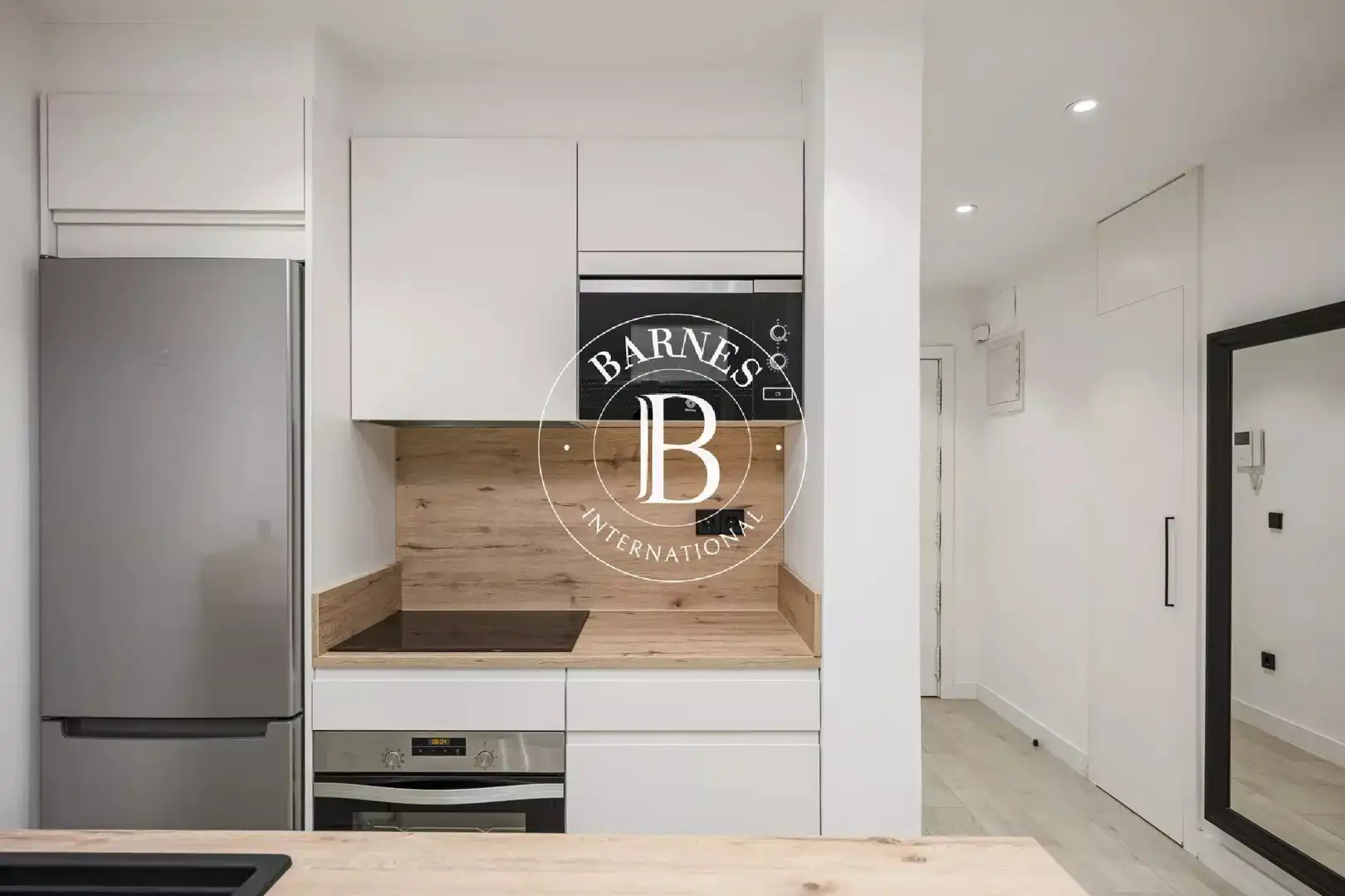 Kitchen of Flat for rent in Madrid  with Air Conditioner, Heating and Oven