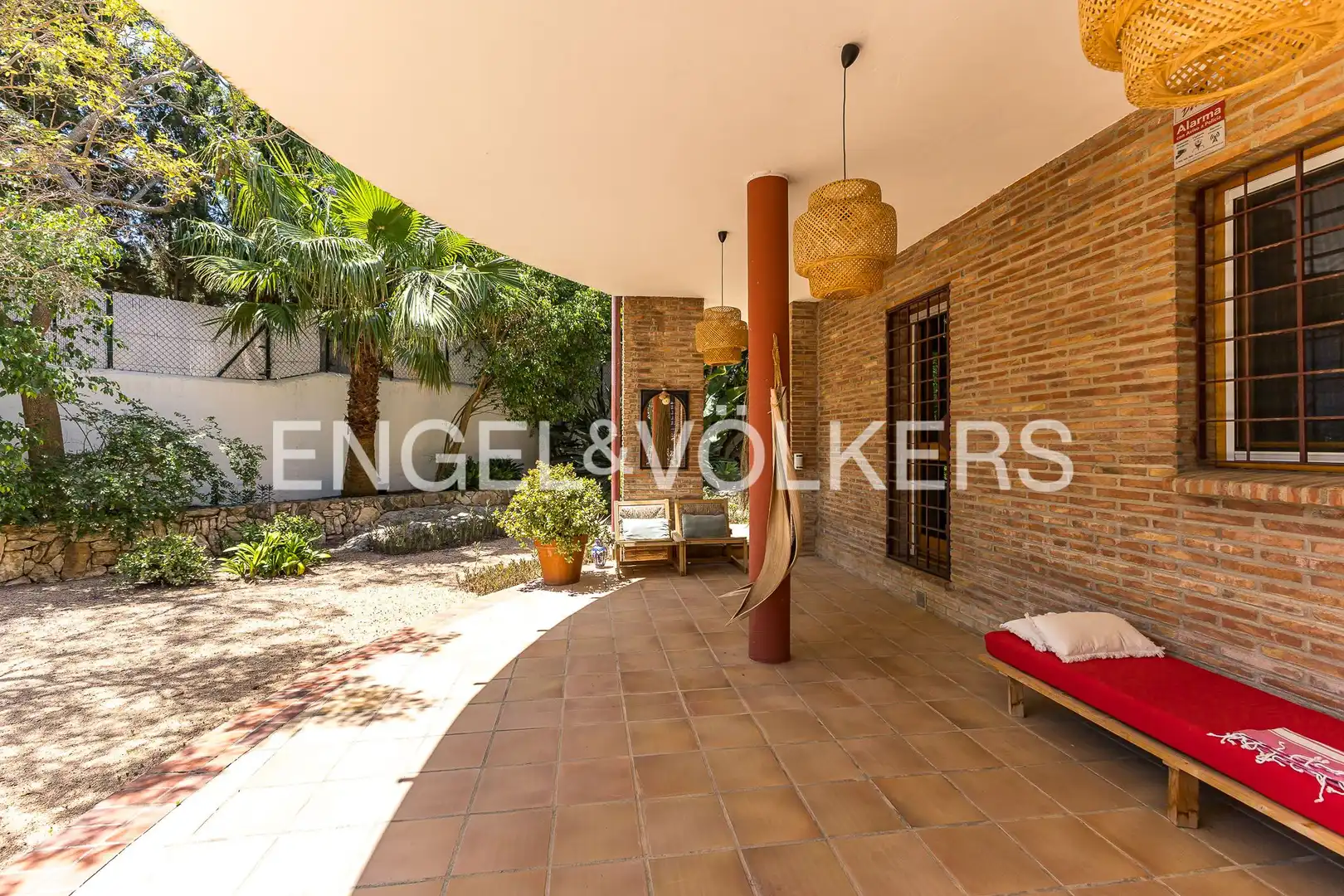 Terraza de Finca rústica en venta en Vilanova i la Geltrú con Calefacción, Jardín privado y Terraza
