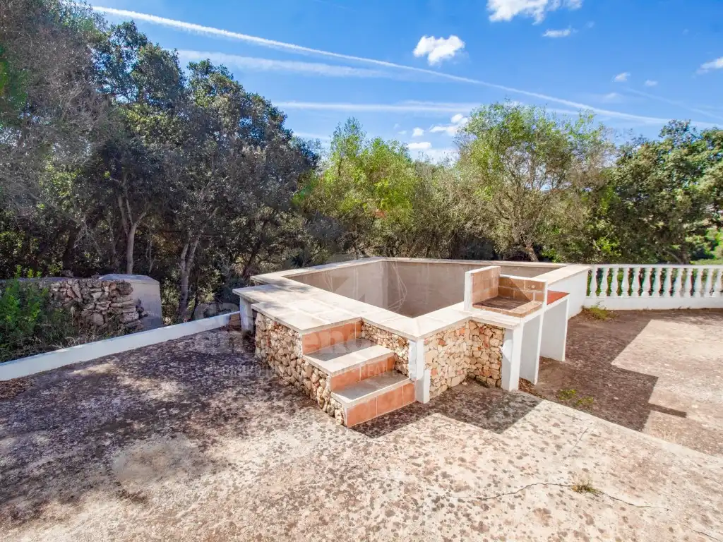Jardí de Finca rústica en venda en Es Mercadal amb Jardí privat