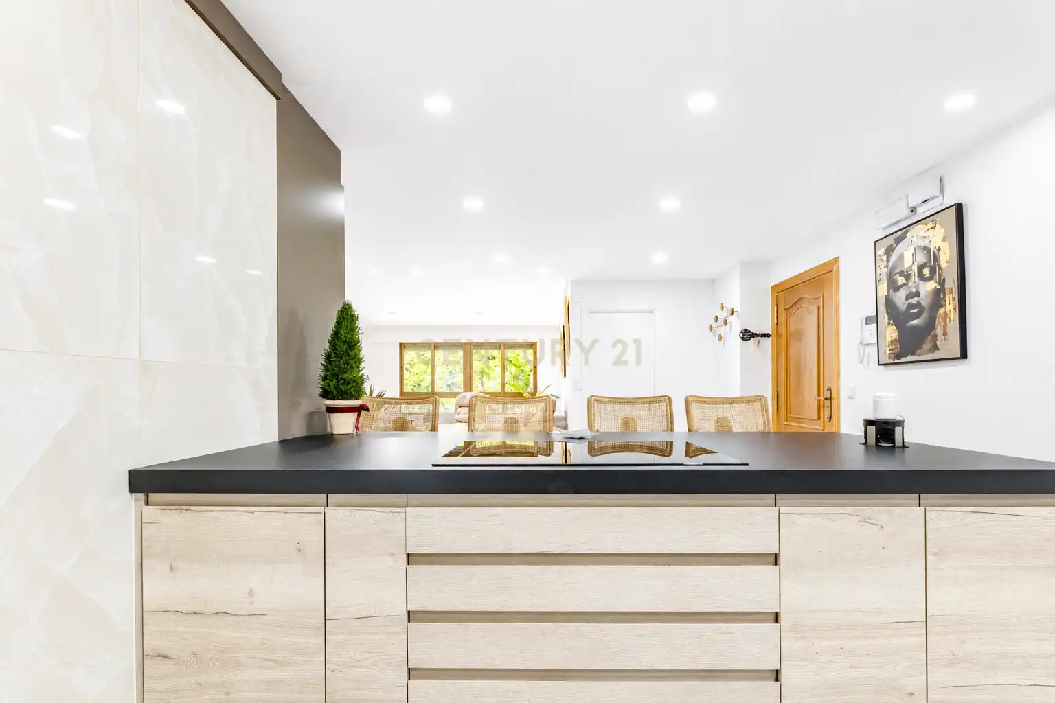 Kitchen of Flat for sale in Alzira  with Air Conditioner