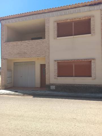 Casa-chalet en Venta en Calle Retamar, 13 en El Picazo
