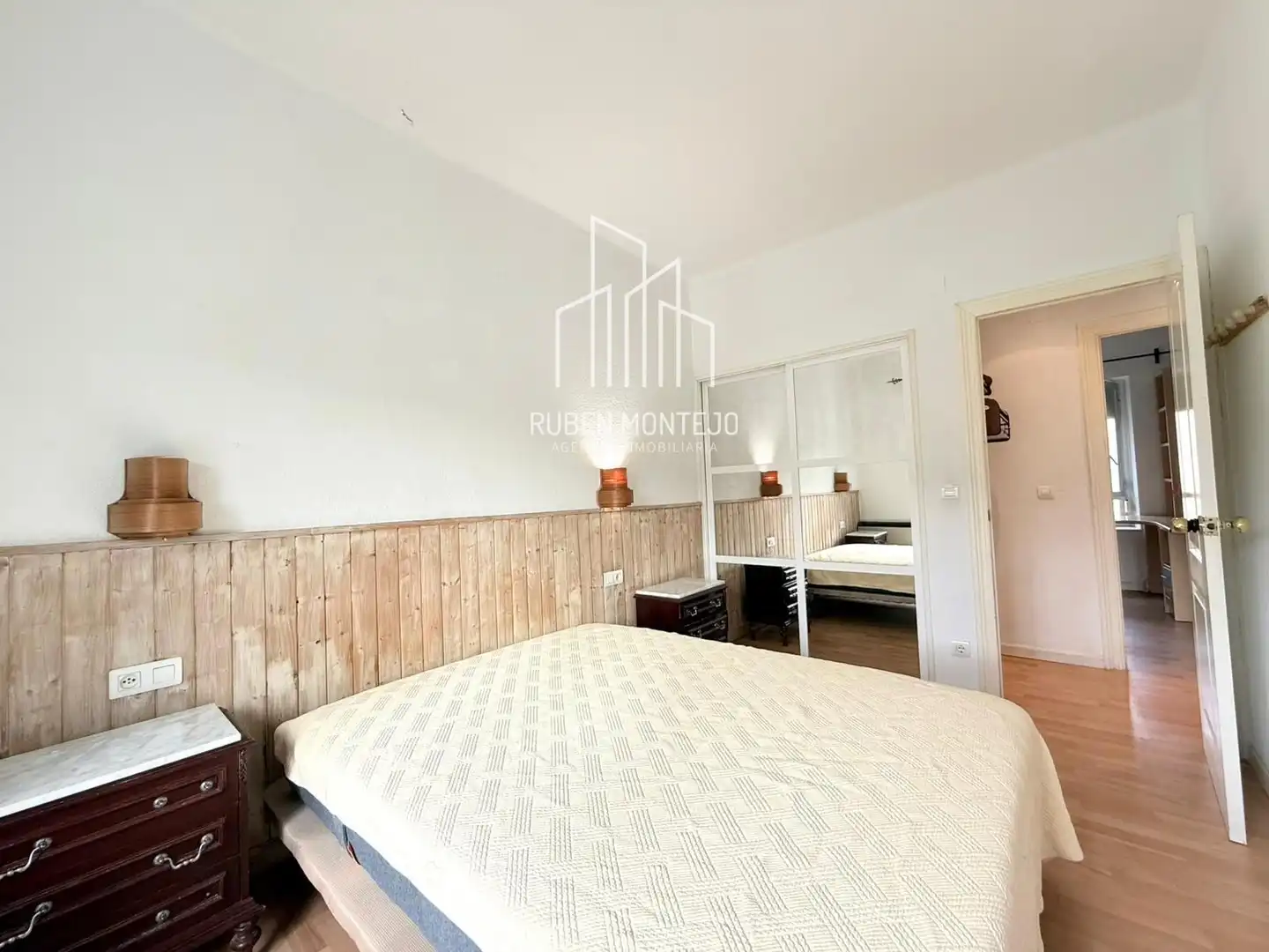 Bedroom of Flat for sale in Salamanca  with Heating, Oven and Washing machine