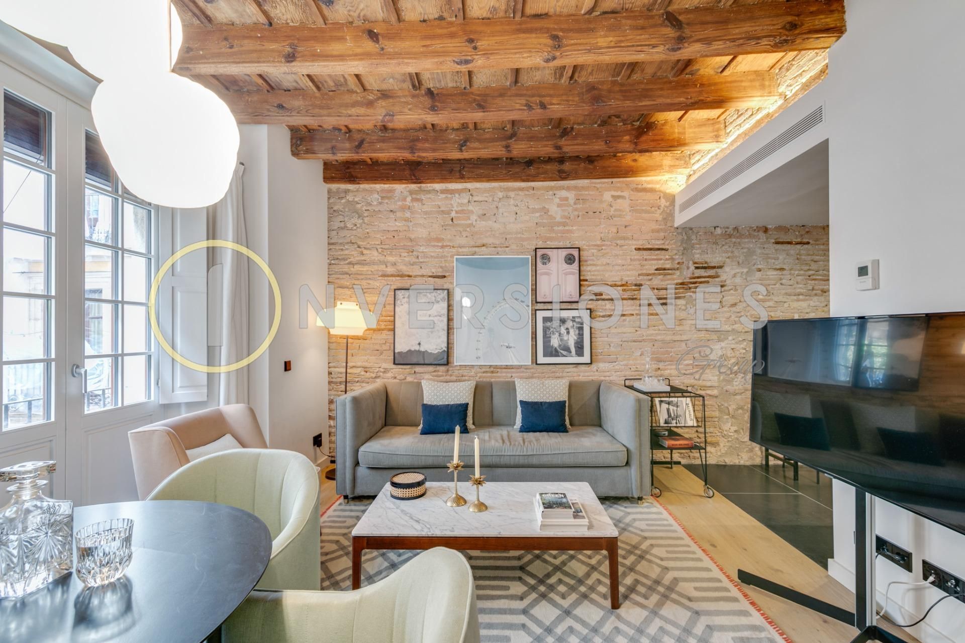 Sala d'estar de Apartament de lloguer en  Barcelona Capital amb Aire condicionat, Calefacció i Parquet