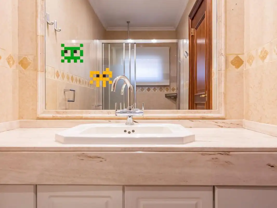 Casa a schiera con terrazza in affitto a Av. de Fuentelarreina, imagen 40