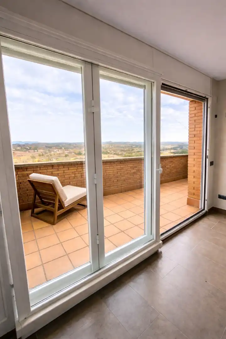 Terraza de Casa adosada en venta en Manresa con Calefacción, Terraza y Trastero