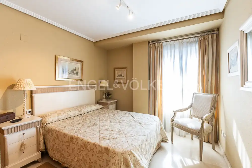 Habitación de Ático de alquiler en Valencia con Aire acondicionado, Calefacción y Terraza