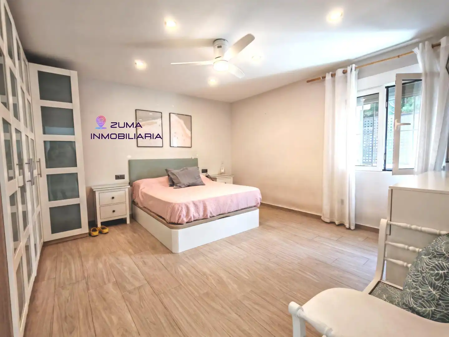Bedroom of Detached homes for sale in Málaga  with Air Conditioner and Heating