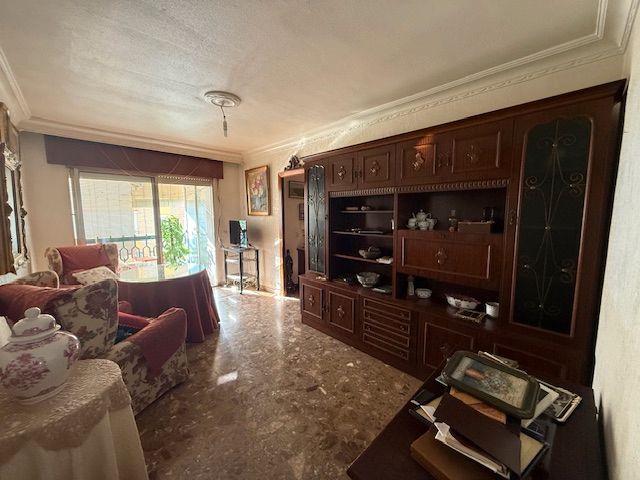 Sala de estar de Piso en venta en  Huelva Capital con Terraza, Horno y Lavadora