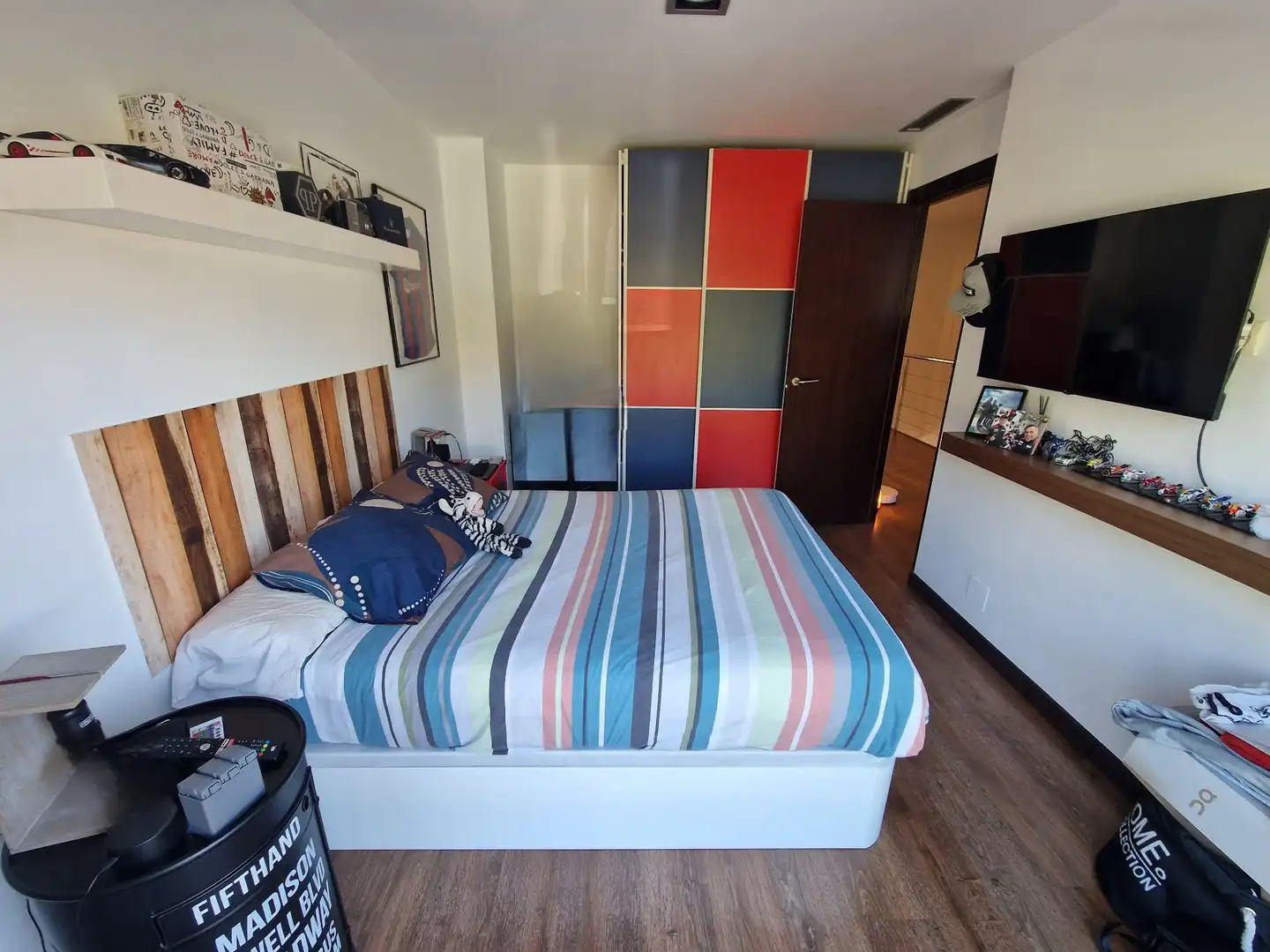 Schlafzimmer von Einfamilien-Reihenhaus zum Verkauf in Dosrius mit Klimaanlage, Heizung und Gemeinschaftspool